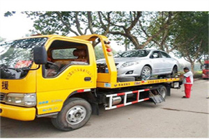 杂多附近24小时汽车拖车服务热线